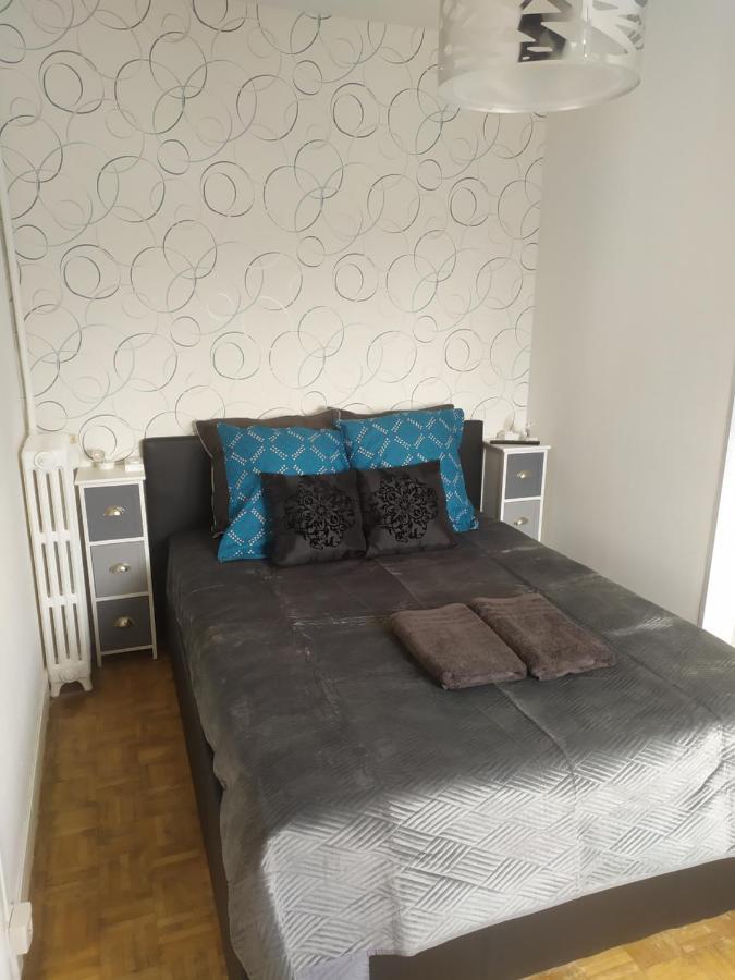 appartement 8 couchages 3 chambres Sens Extérieur photo