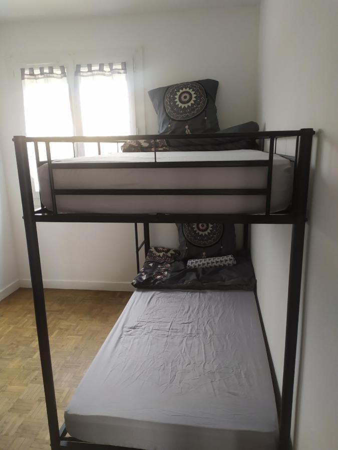appartement 8 couchages 3 chambres Sens Extérieur photo