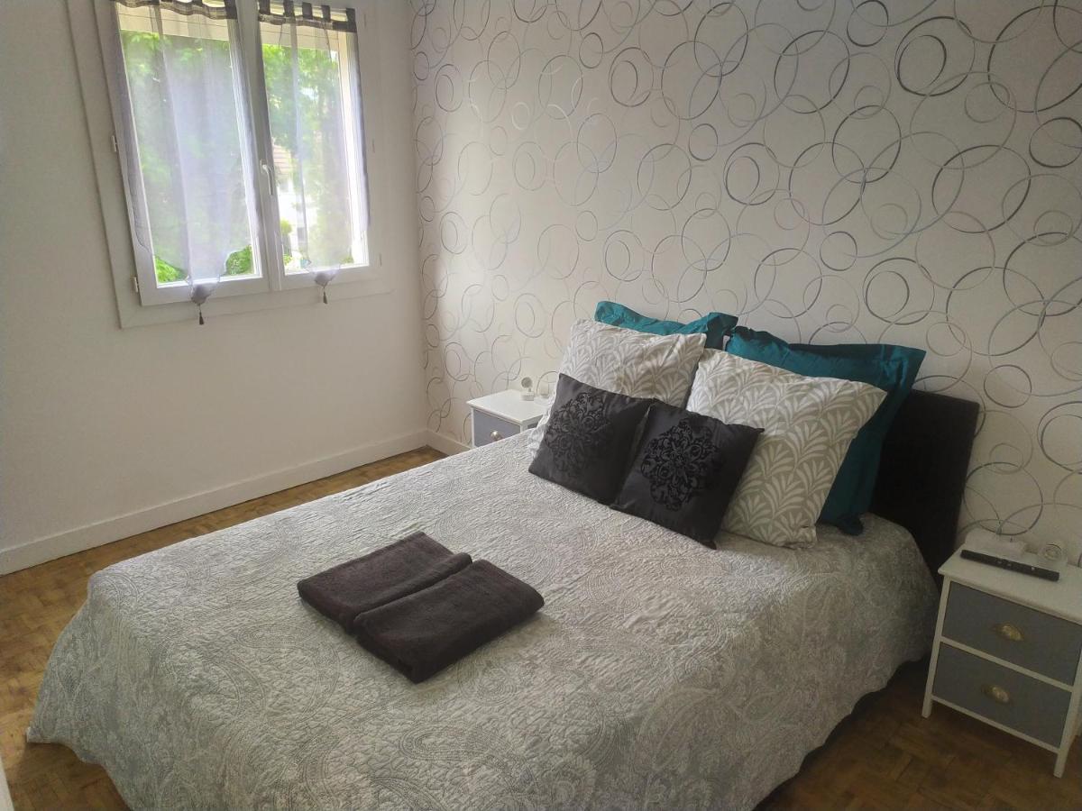 appartement 8 couchages 3 chambres Sens Extérieur photo